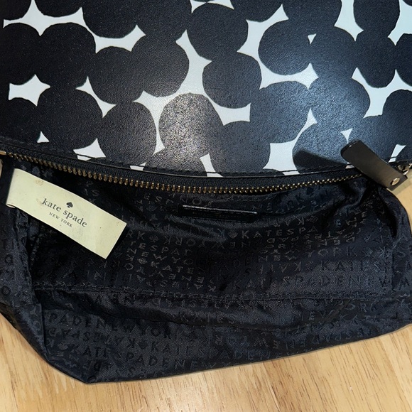 Kate Spade Black and White Floral Crossbody Bag - Picture 6 of 7